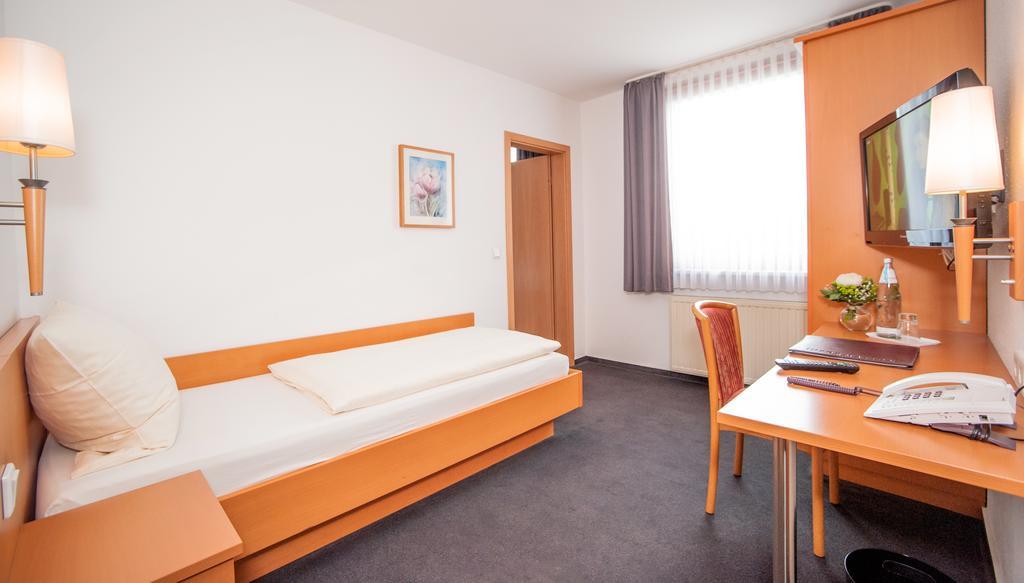 Hotel Hollmann Halle  Eksteriør bilde